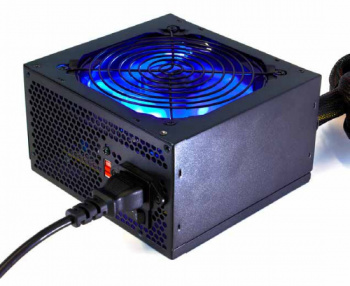 Fuente de Poder Gaming VORAGO PSU-200